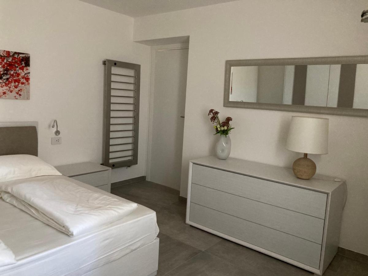 Civico 93 Apartment Malcesine Bagian luar foto