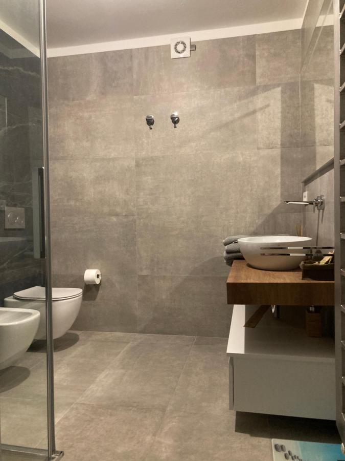 Civico 93 Apartment Malcesine Bagian luar foto